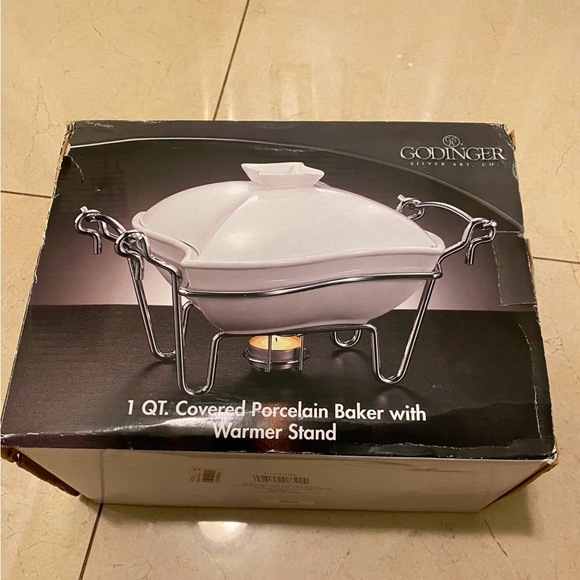Godinger White Porcelain Baker Dish&Lid 1 Quart, w/Metal Warming Stand and Box - Picture 1 of 6